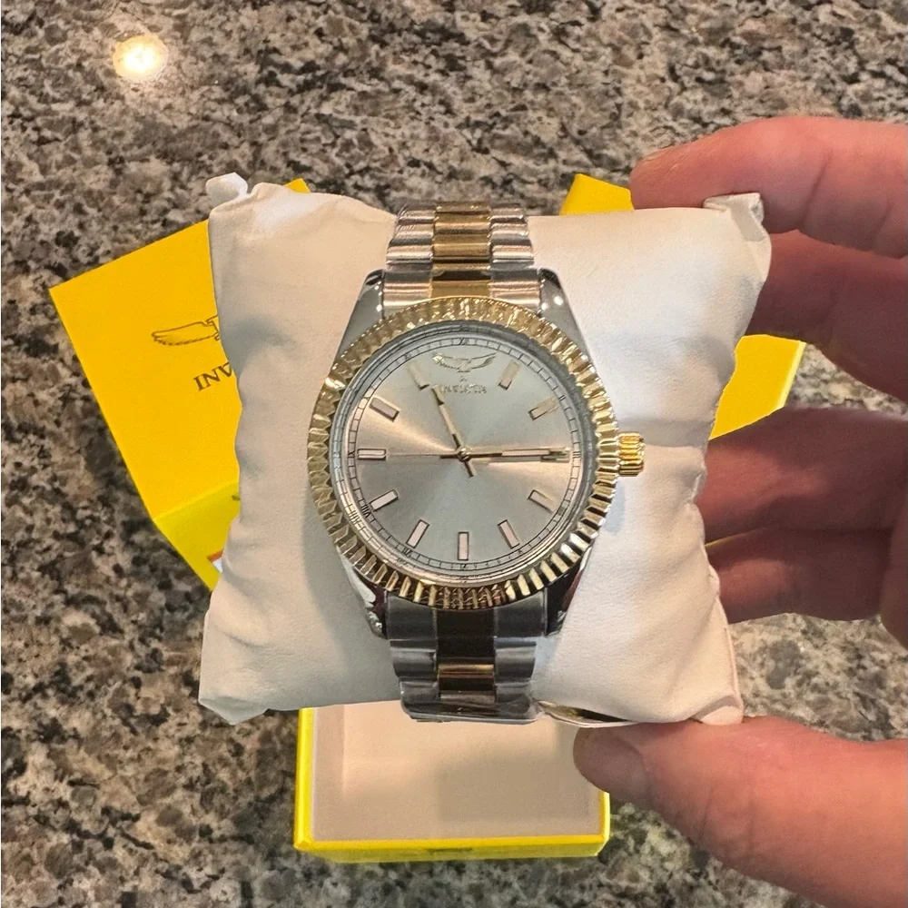 Invicta Specialty Men’s 40mm Metal Gold + Steel Watch W/ White Dial NWT